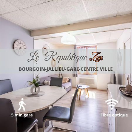 Le Republique-Gare-Centre Ville Бургуэн Экстерьер фото